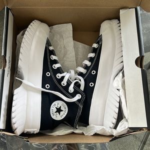 Women’s lugged sole Converse